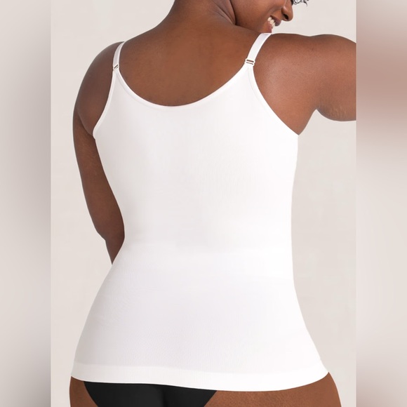 🌙 B110 - Shapermint Essentials All Day Every Day Scoop Neck Cami - Picture 2 of 6